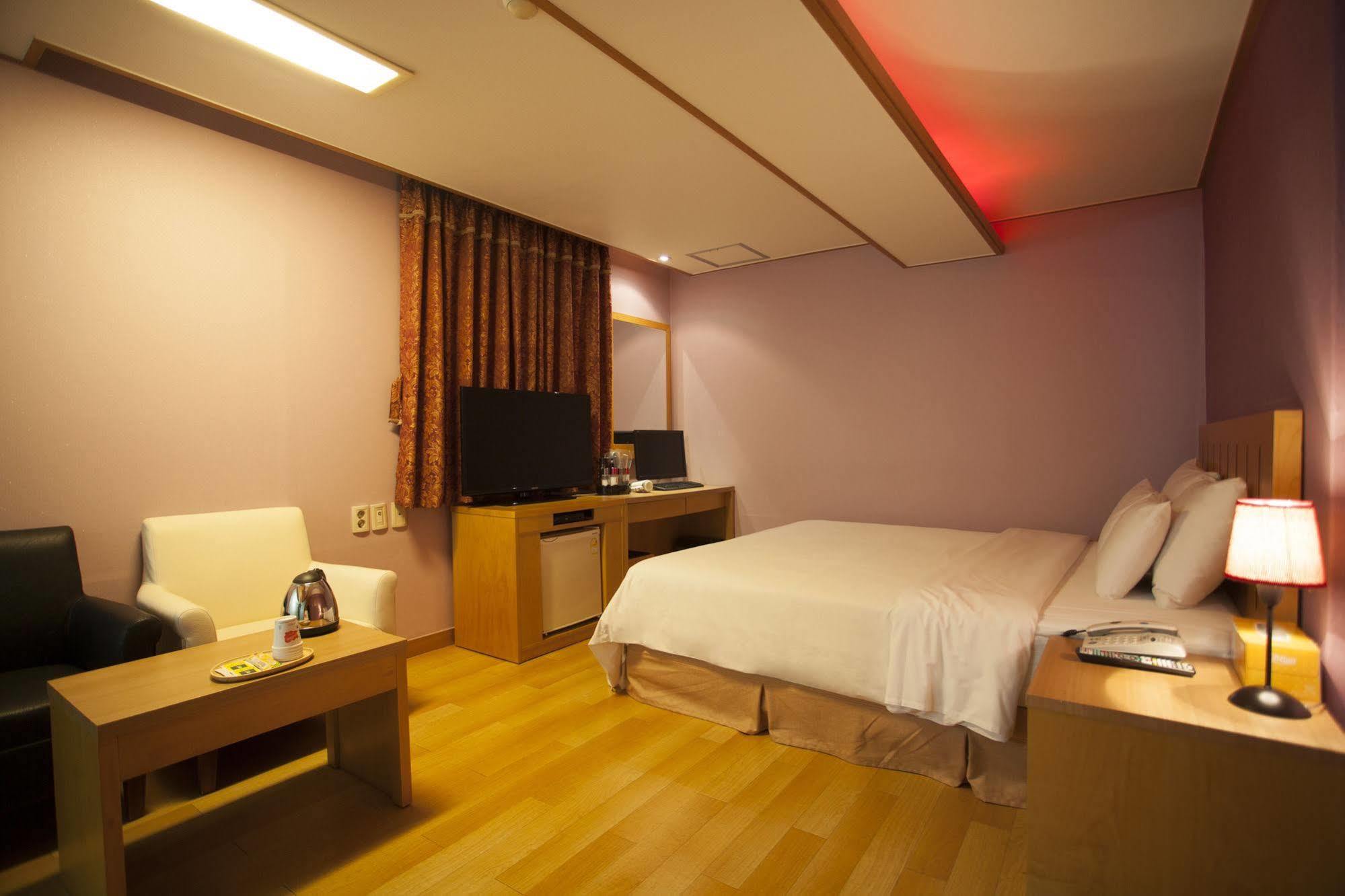 Prince Hotel Seoul Eksteriør billede
